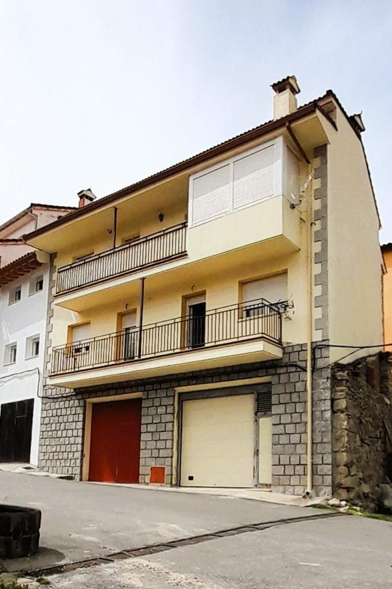 Apartamento La Casona Serranillos Exterior foto