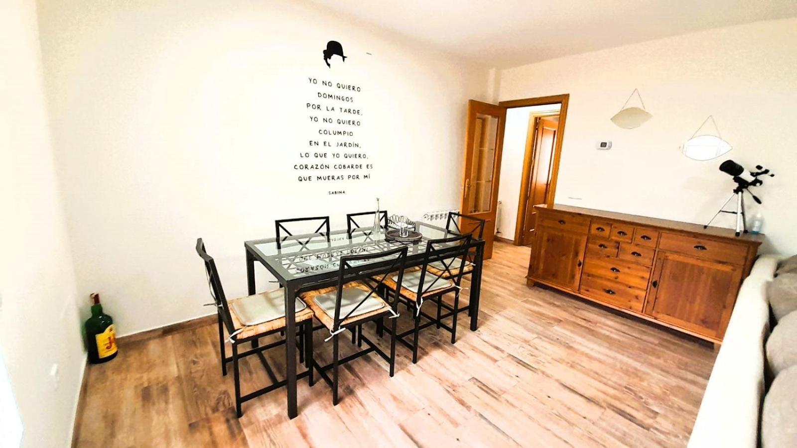 Apartamento La Casona Serranillos Exterior foto