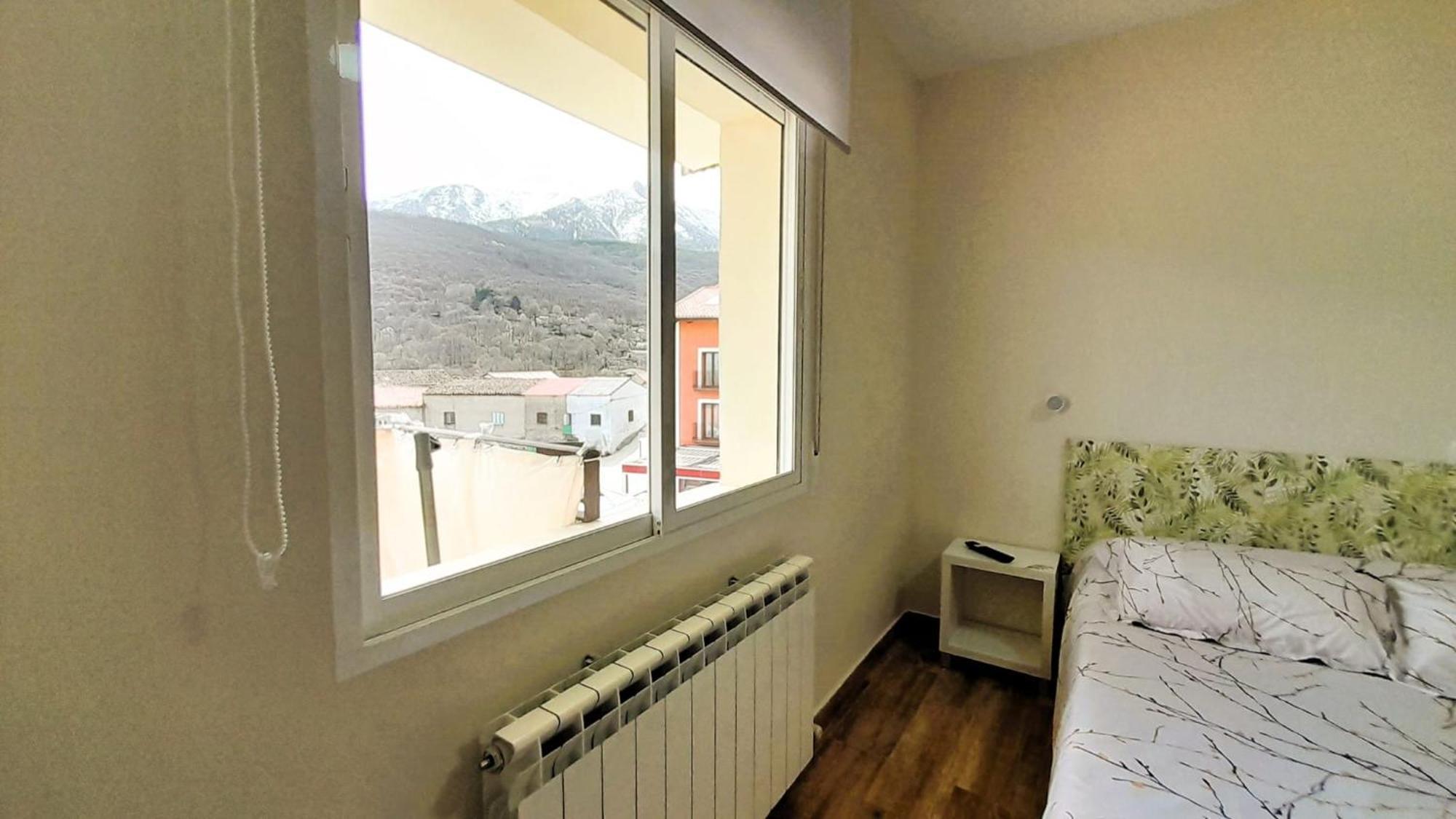 Apartamento La Casona Serranillos Exterior foto