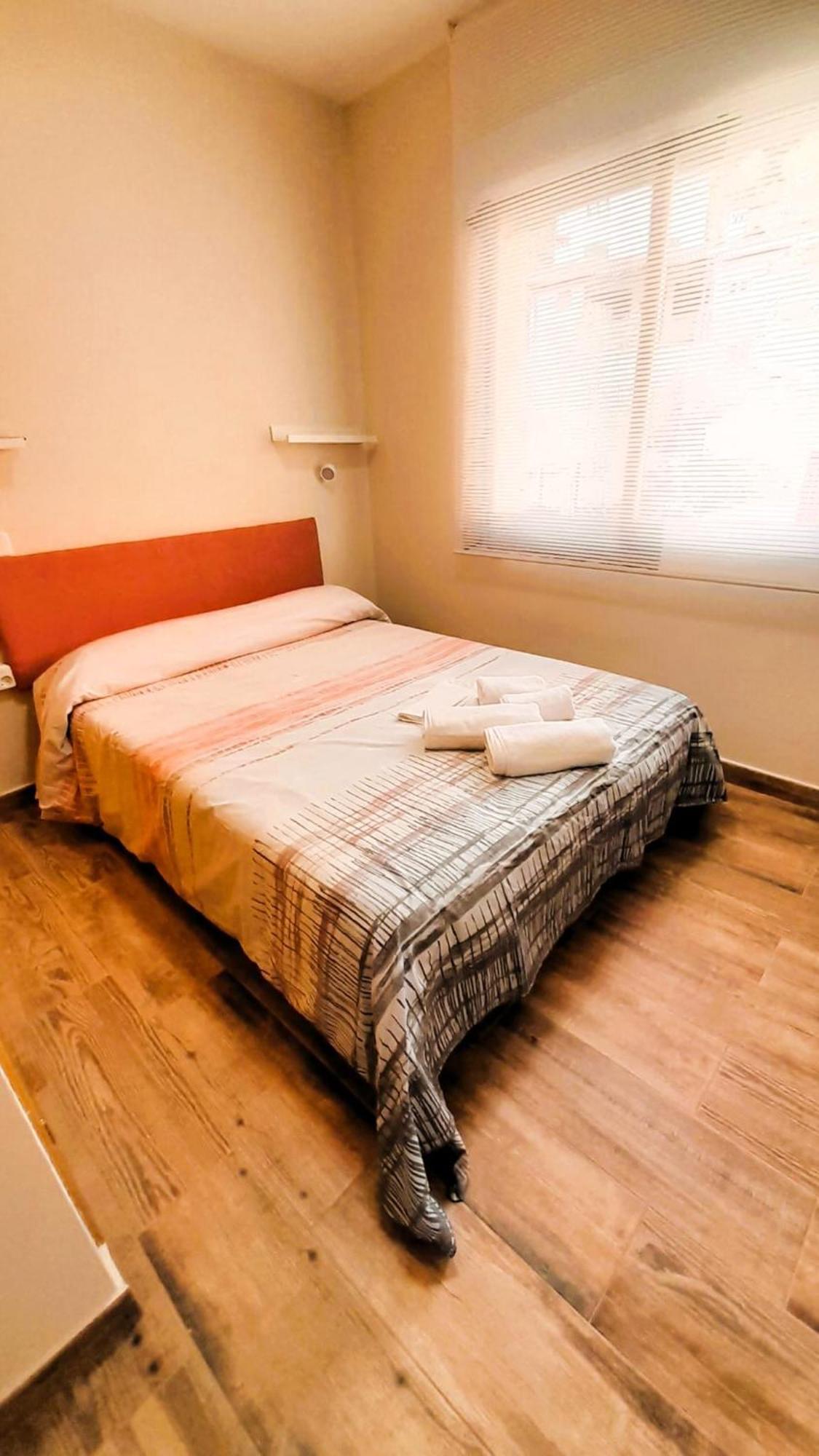 Apartamento La Casona Serranillos Exterior foto