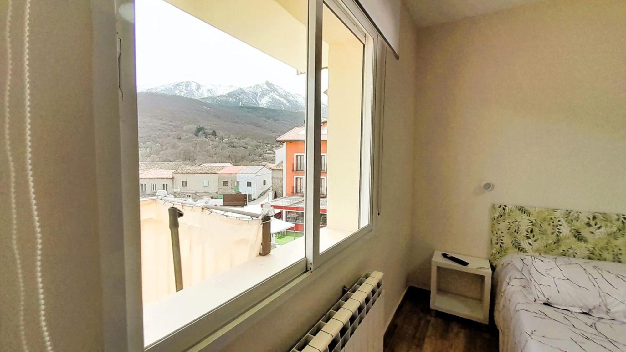 Apartamento La Casona Serranillos Exterior foto